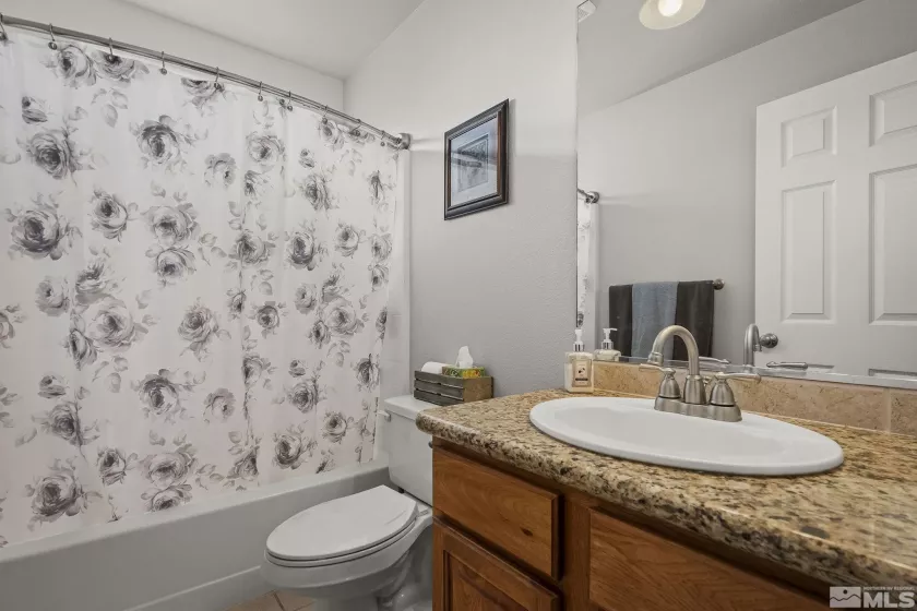131 Desert Lakes, Fernley, Nevada 89408, 3 Bedrooms Bedrooms, ,2 BathroomsBathrooms,Residential,Residential,Desert Lakes,250000085