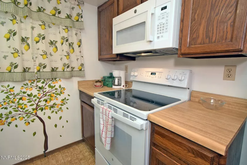 2213 Kietzke, Reno, Nevada 89502, 2 Bedrooms Bedrooms, ,2 BathroomsBathrooms,Residential,Residential,Kietzke,250050784