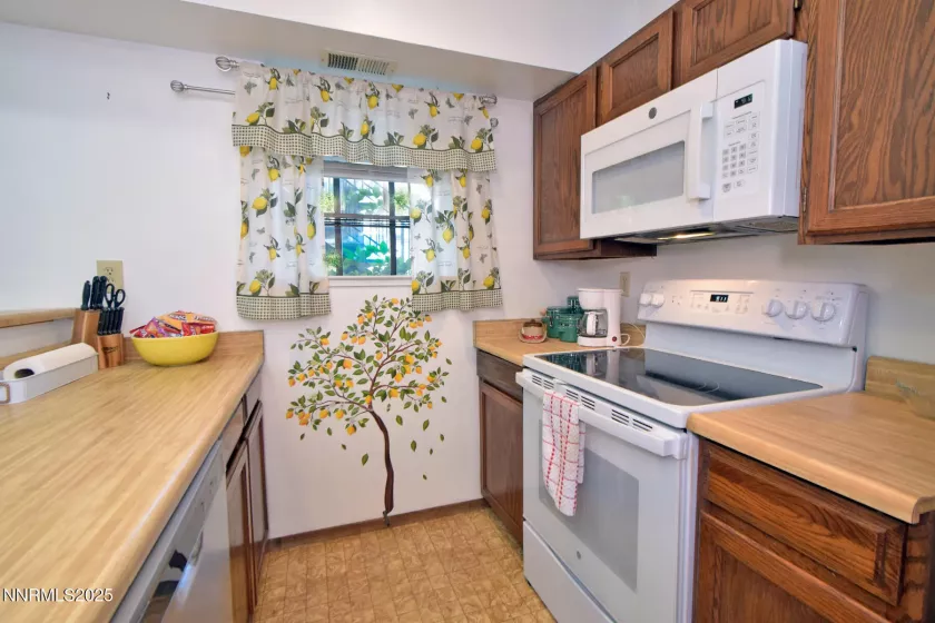 2213 Kietzke, Reno, Nevada 89502, 2 Bedrooms Bedrooms, ,2 BathroomsBathrooms,Residential,Residential,Kietzke,250050784