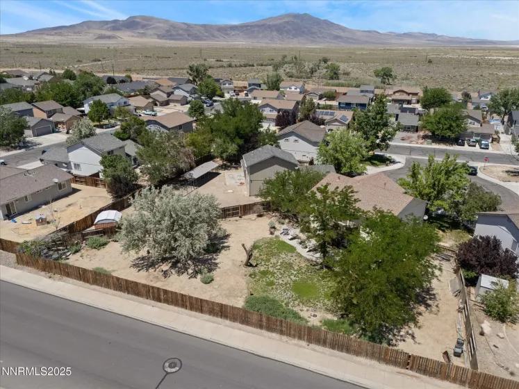 207 Poppy Hills, Fernley, Nevada 89408, 3 Bedrooms Bedrooms, ,3 BathroomsBathrooms,Residential,Residential,Poppy Hills,250050787