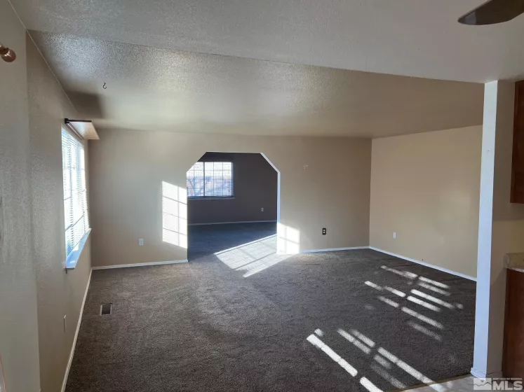 553 Yellow Jacket, Dayton, Nevada 89403, 4 Bedrooms Bedrooms, ,2 BathroomsBathrooms,Residential,Residential,Yellow Jacket,250000070