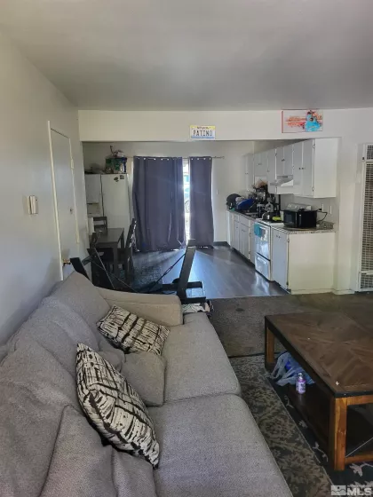 3590 Carlos, Reno, Nevada 89502, ,Residential Income,Residential,Carlos,240008937