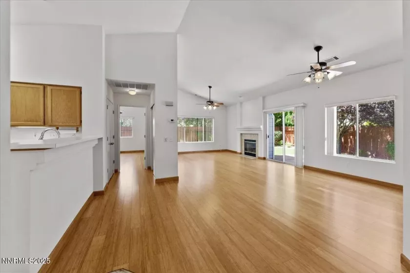 1762 Fox Glove, Minden, Nevada 89423, 3 Bedrooms Bedrooms, ,2 BathroomsBathrooms,Residential,Residential,Fox Glove,250050793