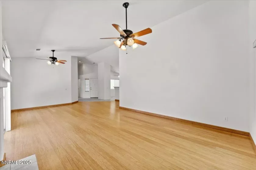 1762 Fox Glove, Minden, Nevada 89423, 3 Bedrooms Bedrooms, ,2 BathroomsBathrooms,Residential,Residential,Fox Glove,250050793