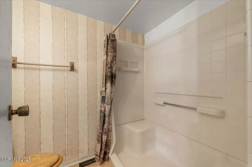 1190 Reese, Reno, Nevada 89521, 2 Bedrooms Bedrooms, ,2 BathroomsBathrooms,Residential,Residential,Reese,250050348