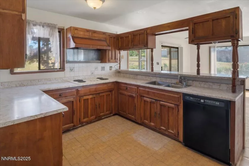 1190 Reese, Reno, Nevada 89521, 2 Bedrooms Bedrooms, ,2 BathroomsBathrooms,Residential,Residential,Reese,250050348