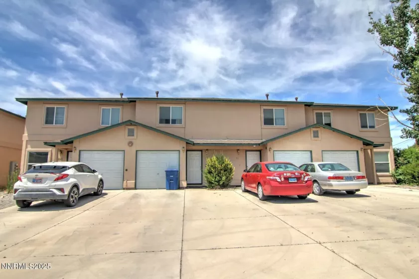 643 Leslie, Fallon, Nevada 89406, ,Residential Income,Residential,Leslie,250050816