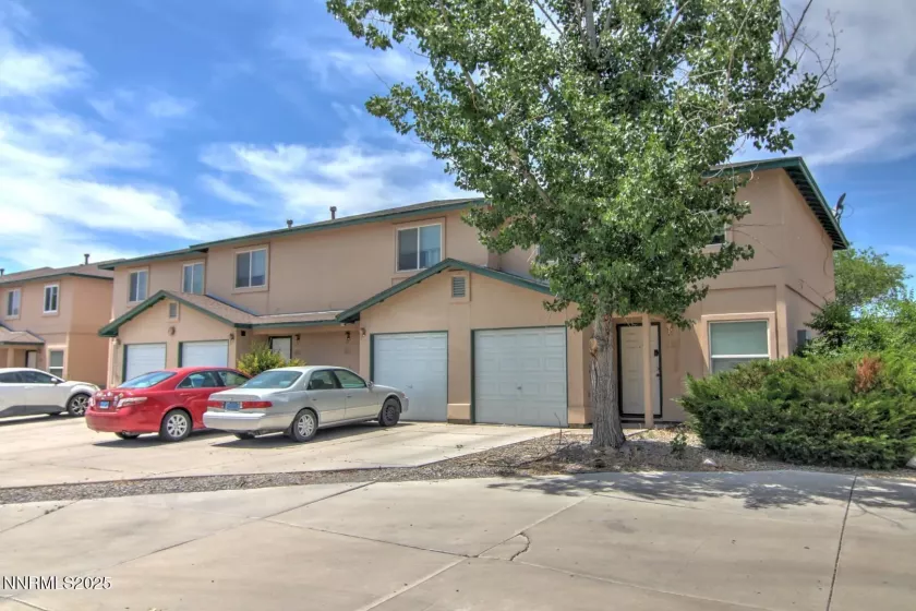 643 Leslie, Fallon, Nevada 89406, ,Residential Income,Residential,Leslie,250050816