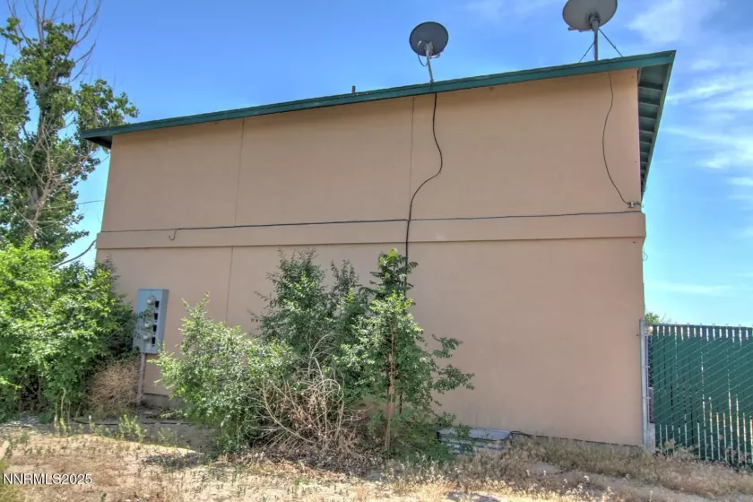643 Leslie, Fallon, Nevada 89406, ,Residential Income,Residential,Leslie,250050816