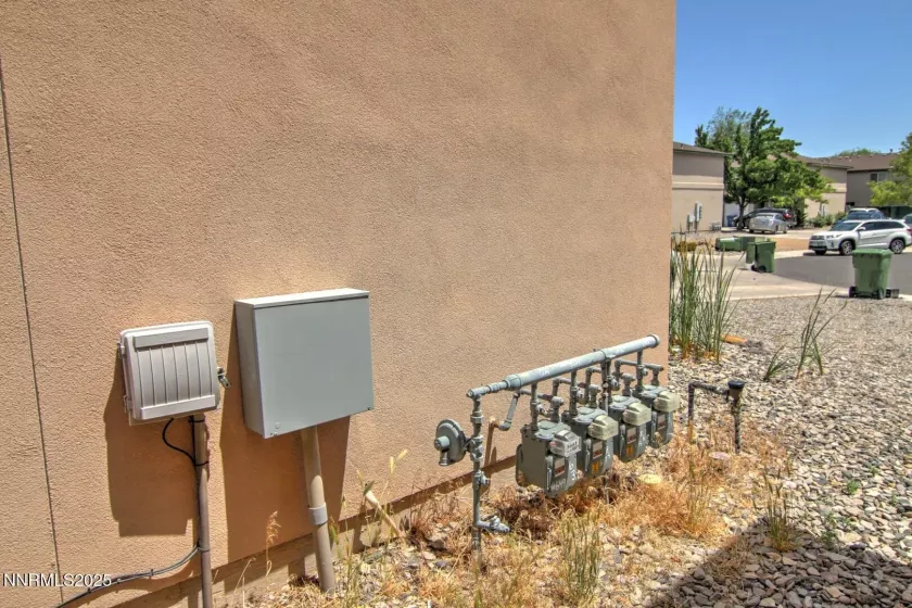 643 Leslie, Fallon, Nevada 89406, ,Residential Income,Residential,Leslie,250050816
