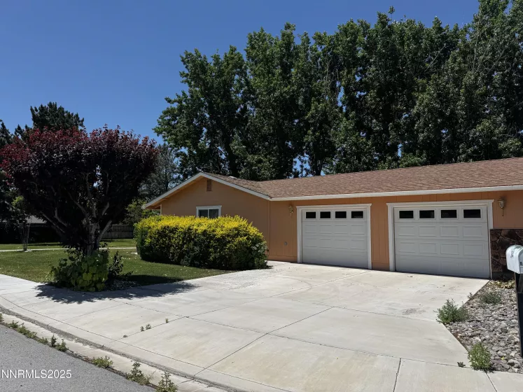 34 Poplar, Yerington, Nevada 89447, 3 Bedrooms Bedrooms, ,3 BathroomsBathrooms,Residential,Residential,Poplar,250050815