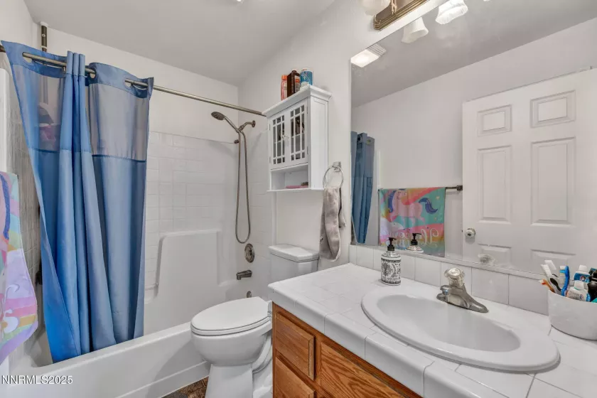 753 Divot, Fernley, Nevada 89408, 4 Bedrooms Bedrooms, ,4 BathroomsBathrooms,Residential,Residential,Divot,250050818