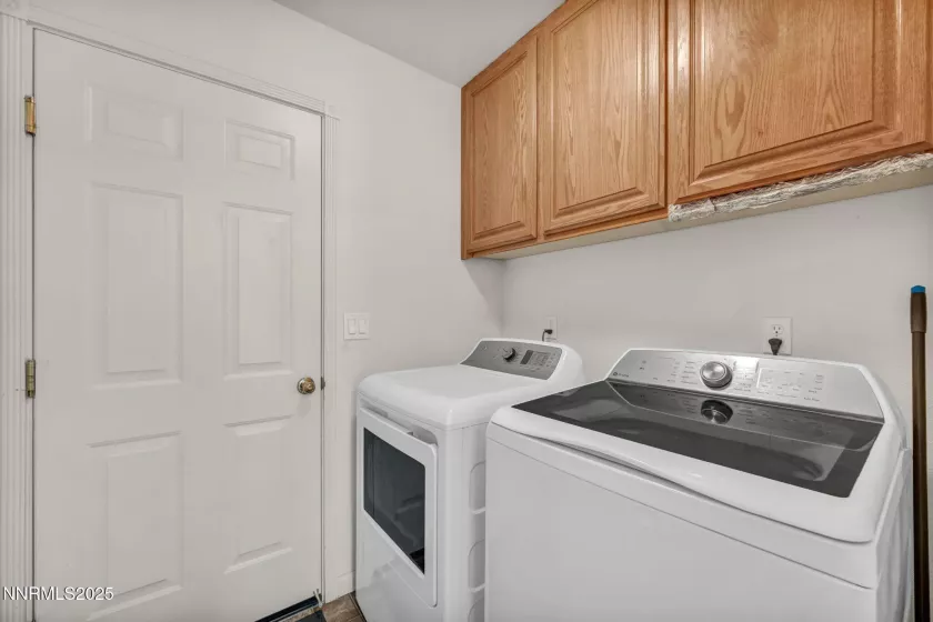 753 Divot, Fernley, Nevada 89408, 4 Bedrooms Bedrooms, ,4 BathroomsBathrooms,Residential,Residential,Divot,250050818