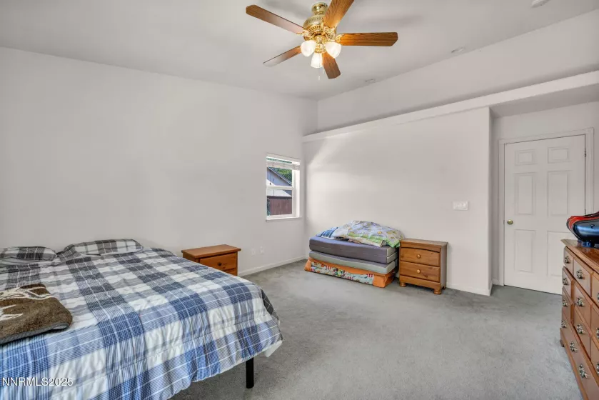 753 Divot, Fernley, Nevada 89408, 4 Bedrooms Bedrooms, ,4 BathroomsBathrooms,Residential,Residential,Divot,250050818