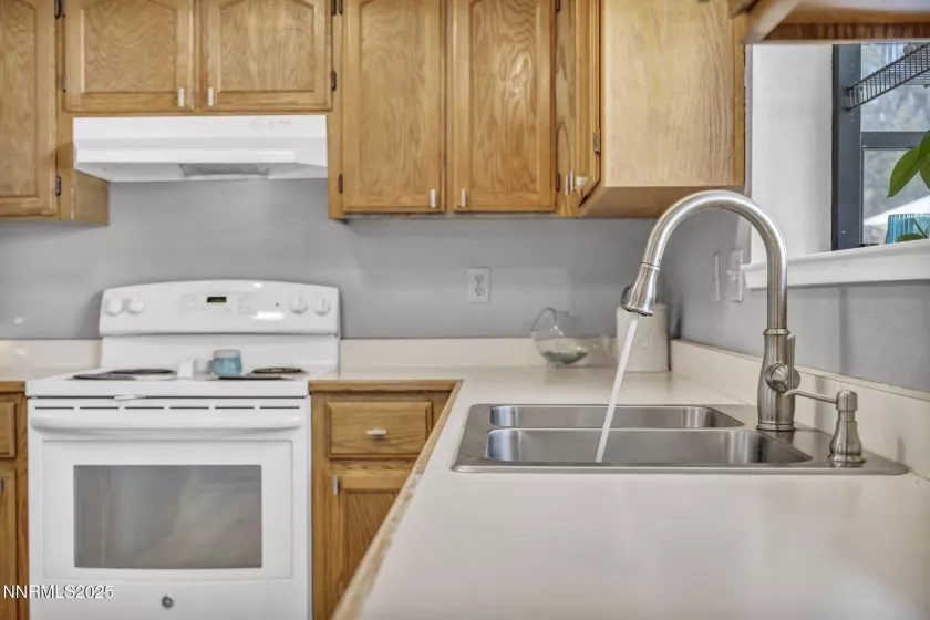1416 Sally, Gardnerville, Nevada 89460, 3 Bedrooms Bedrooms, ,2 BathroomsBathrooms,Residential,Residential,Sally,250050826