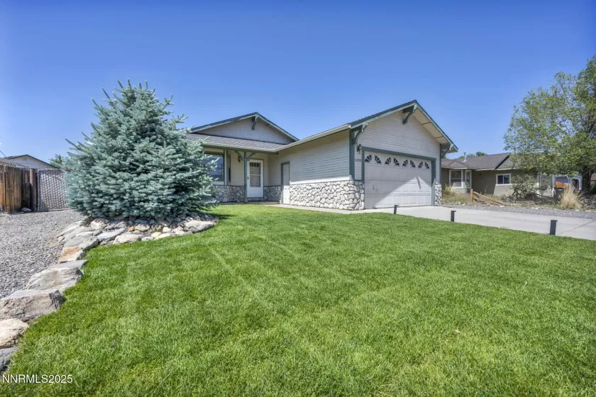 1416 Sally, Gardnerville, Nevada 89460, 3 Bedrooms Bedrooms, ,2 BathroomsBathrooms,Residential,Residential,Sally,250050826