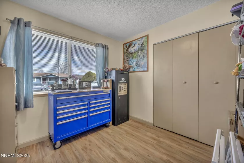 1041 Roberta, Fallon, Nevada 89406, 3 Bedrooms Bedrooms, ,2 BathroomsBathrooms,Residential,Residential,Roberta,250050825