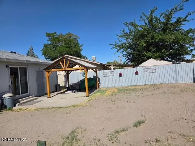1041 Roberta, Fallon, Nevada 89406, 3 Bedrooms Bedrooms, ,2 BathroomsBathrooms,Residential,Residential,Roberta,250050825