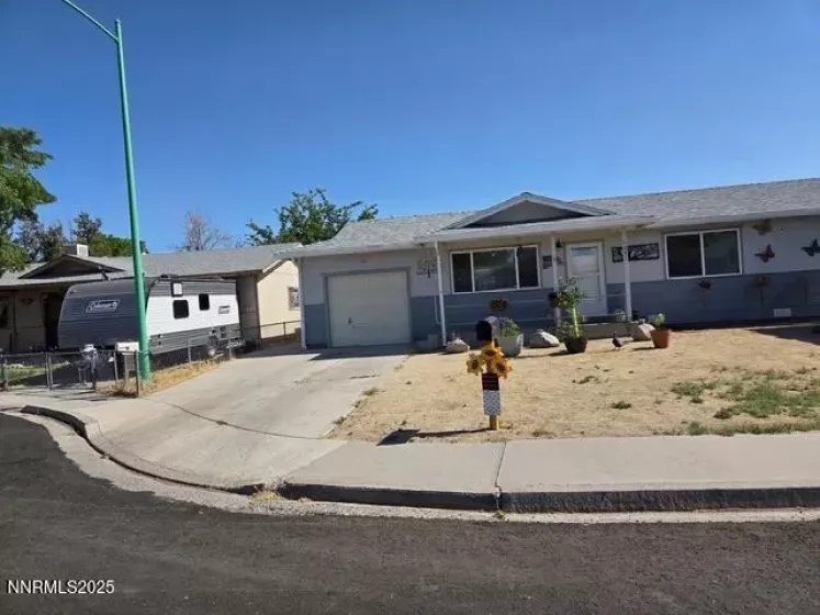 1041 Roberta, Fallon, Nevada 89406, 3 Bedrooms Bedrooms, ,2 BathroomsBathrooms,Residential,Residential,Roberta,250050825
