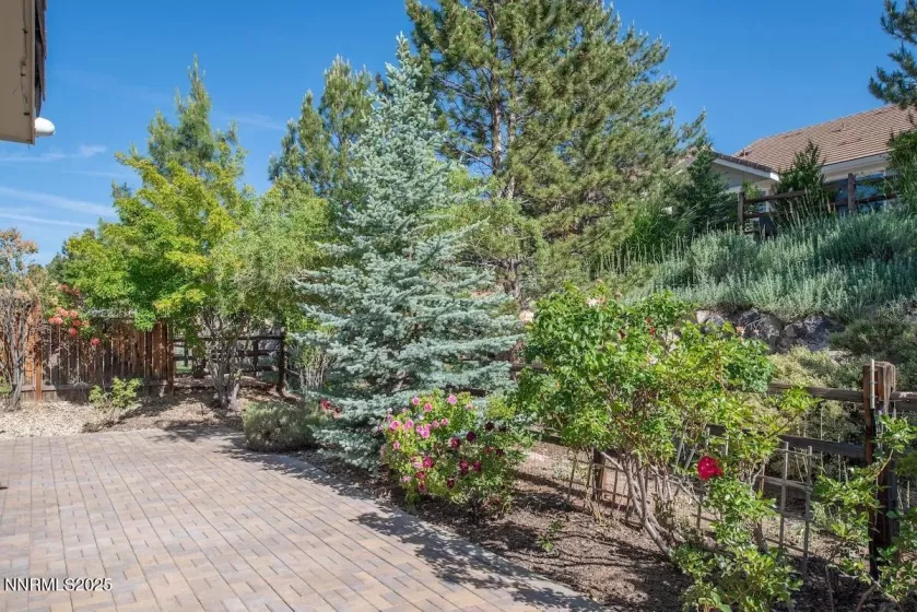 9121 Quilberry, Reno, Nevada 89523, 2 Bedrooms Bedrooms, ,2 BathroomsBathrooms,Residential,Residential,Quilberry,250050822