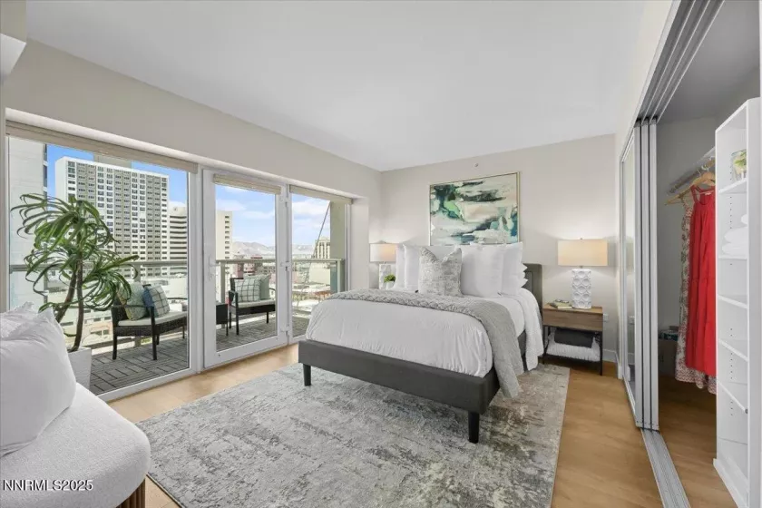255 Sierra, Reno, Nevada 89501, 1 Bedroom Bedrooms, ,1 BathroomBathrooms,Residential,Residential,Sierra,250050820
