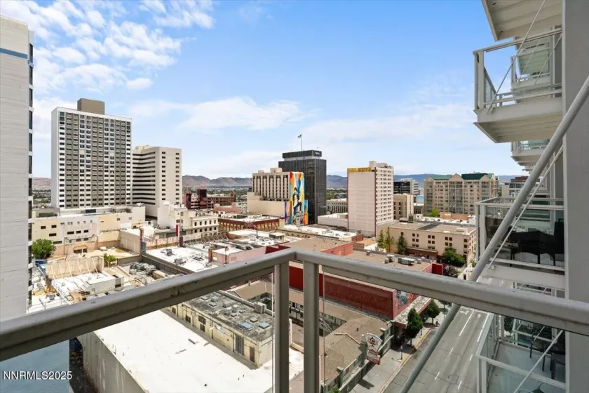 255 Sierra, Reno, Nevada 89501, 1 Bedroom Bedrooms, ,1 BathroomBathrooms,Residential,Residential,Sierra,250050820