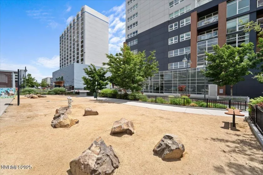 255 Sierra, Reno, Nevada 89501, 1 Bedroom Bedrooms, ,1 BathroomBathrooms,Residential,Residential,Sierra,250050820