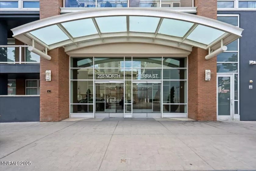 255 Sierra, Reno, Nevada 89501, 1 Bedroom Bedrooms, ,1 BathroomBathrooms,Residential,Residential,Sierra,250050820