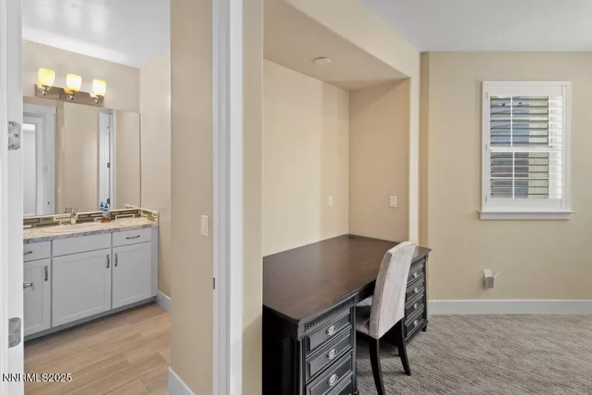 1385 Balfour, Reno, Nevada 89509, 3 Bedrooms Bedrooms, ,3 BathroomsBathrooms,Residential,Residential,Balfour,250050819