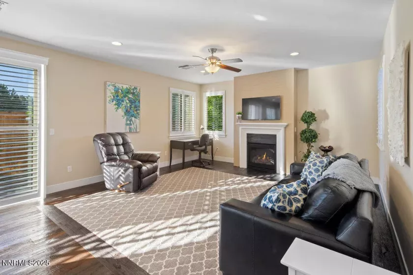1385 Balfour, Reno, Nevada 89509, 3 Bedrooms Bedrooms, ,3 BathroomsBathrooms,Residential,Residential,Balfour,250050819