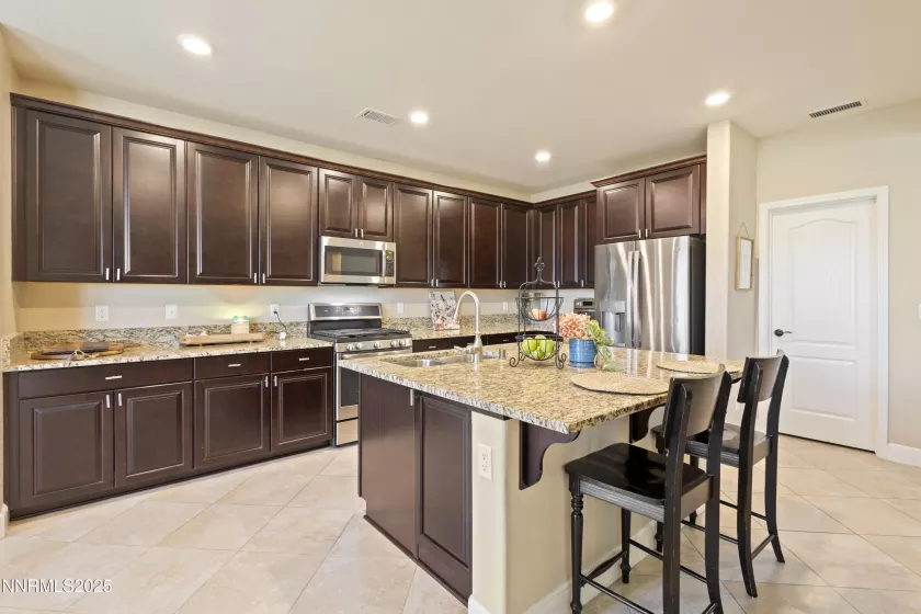 10460 Mott, Reno, Nevada 89521, 4 Bedrooms Bedrooms, ,4 BathroomsBathrooms,Residential,Residential,Mott,250050813