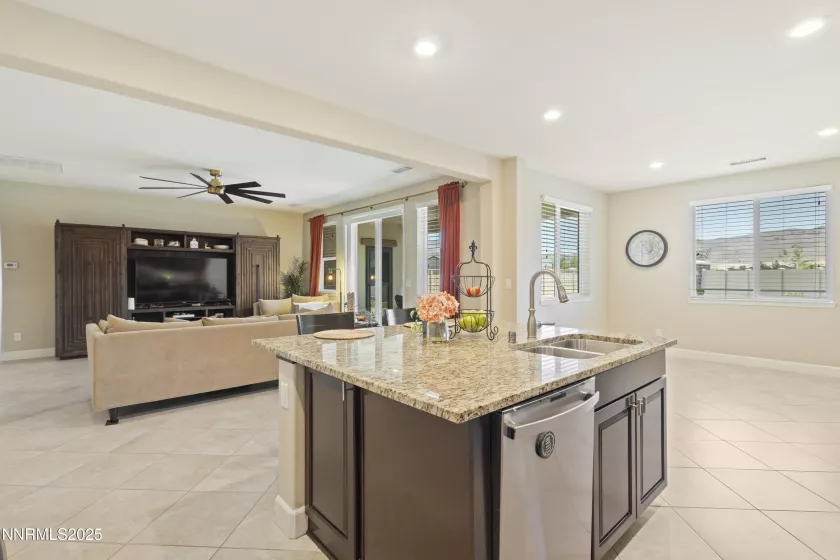 10460 Mott, Reno, Nevada 89521, 4 Bedrooms Bedrooms, ,4 BathroomsBathrooms,Residential,Residential,Mott,250050813