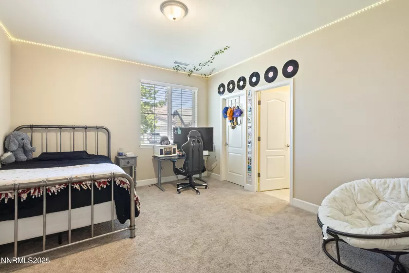 10460 Mott, Reno, Nevada 89521, 4 Bedrooms Bedrooms, ,4 BathroomsBathrooms,Residential,Residential,Mott,250050813