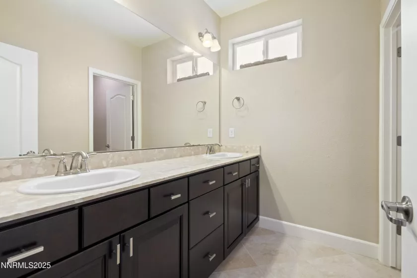 10460 Mott, Reno, Nevada 89521, 4 Bedrooms Bedrooms, ,4 BathroomsBathrooms,Residential,Residential,Mott,250050813