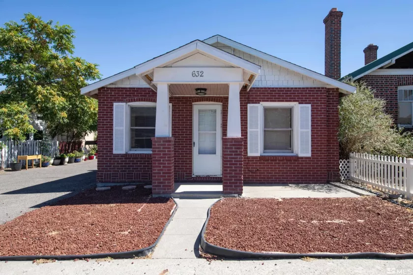 632 Quincy, Reno, Nevada 89512, ,Residential Income,Residential,Quincy,240011751