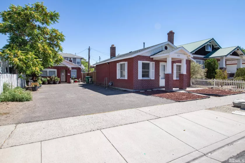 632 Quincy, Reno, Nevada 89512, ,Residential Income,Residential,Quincy,240011751