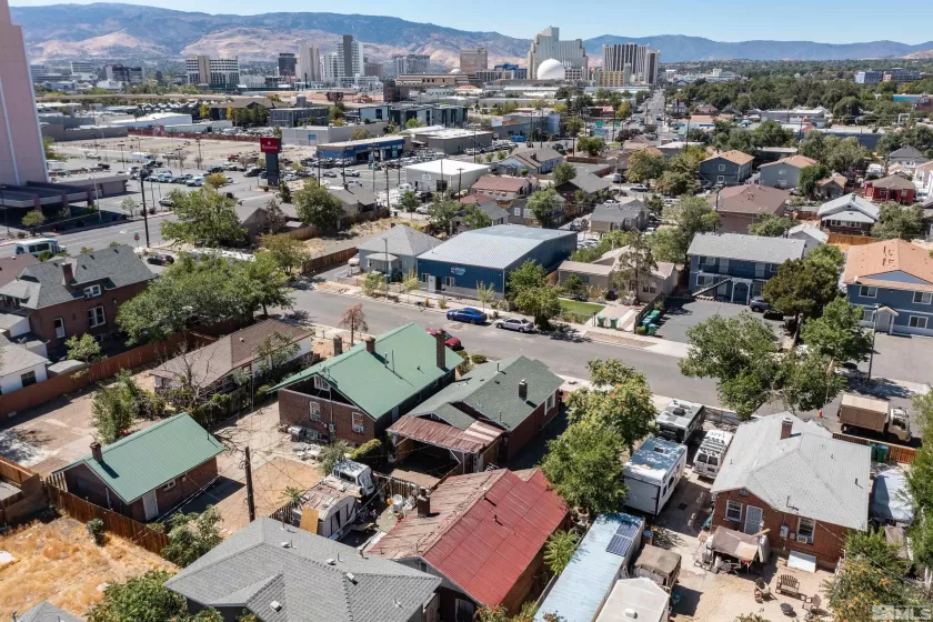 632 Quincy, Reno, Nevada 89512, ,Residential Income,Residential,Quincy,240011751