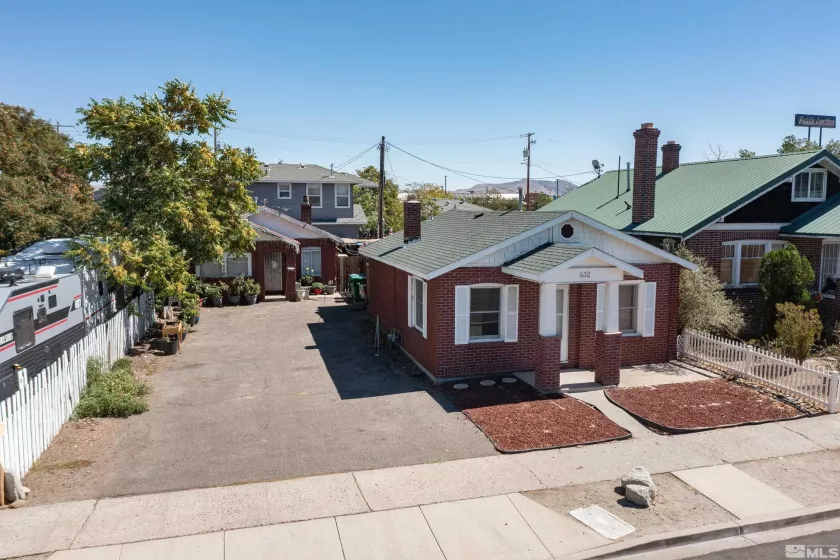 632 Quincy, Reno, Nevada 89512, ,Residential Income,Residential,Quincy,240011751