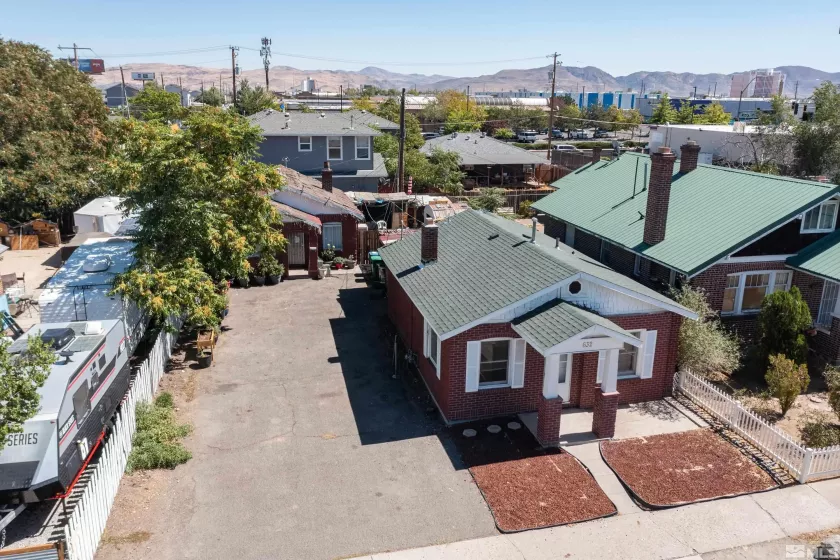 632 Quincy, Reno, Nevada 89512, ,Residential Income,Residential,Quincy,240011751