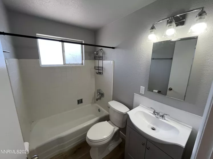 1140 Curry, Carson City, Nevada 89703, 2 Bedrooms Bedrooms, ,1 BathroomBathrooms,Residential,Residential,Curry,250050805