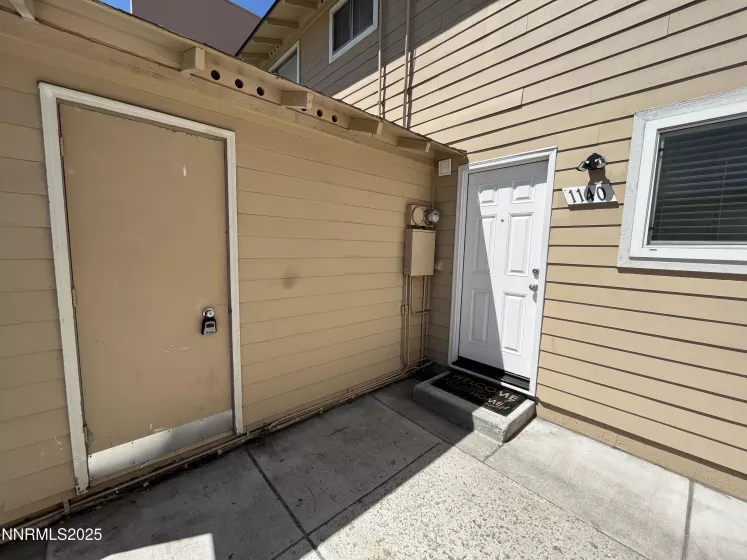 1140 Curry, Carson City, Nevada 89703, 2 Bedrooms Bedrooms, ,1 BathroomBathrooms,Residential,Residential,Curry,250050805