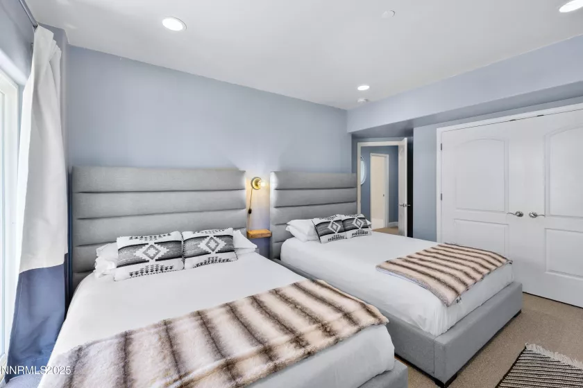 1314 Saint Gallen, Incline Village, Nevada 89451, 4 Bedrooms Bedrooms, ,4 BathroomsBathrooms,Residential,Residential,Saint Gallen,250050808