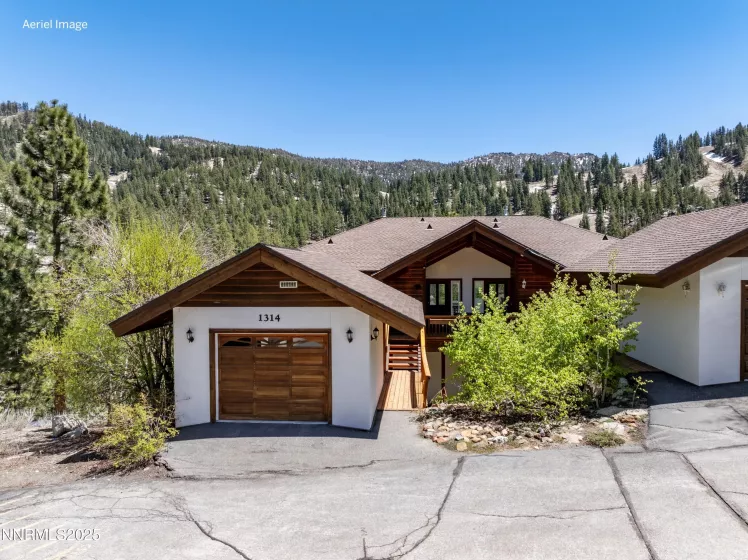 1314 Saint Gallen, Incline Village, Nevada 89451, 4 Bedrooms Bedrooms, ,4 BathroomsBathrooms,Residential,Residential,Saint Gallen,250050808