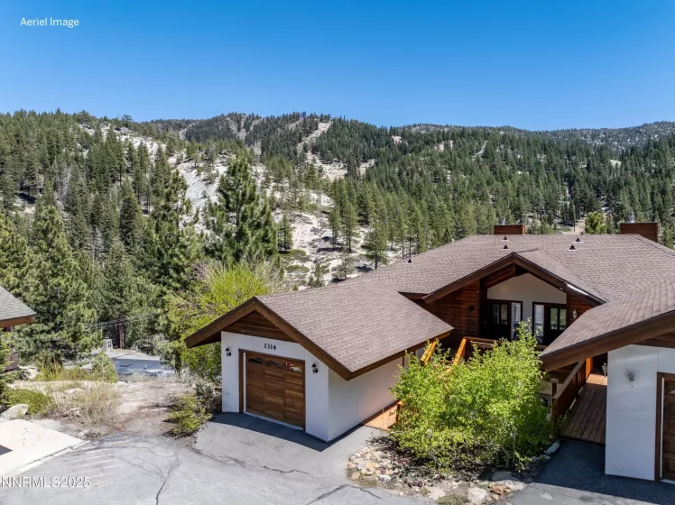 1314 Saint Gallen, Incline Village, Nevada 89451, 4 Bedrooms Bedrooms, ,4 BathroomsBathrooms,Residential,Residential,Saint Gallen,250050808