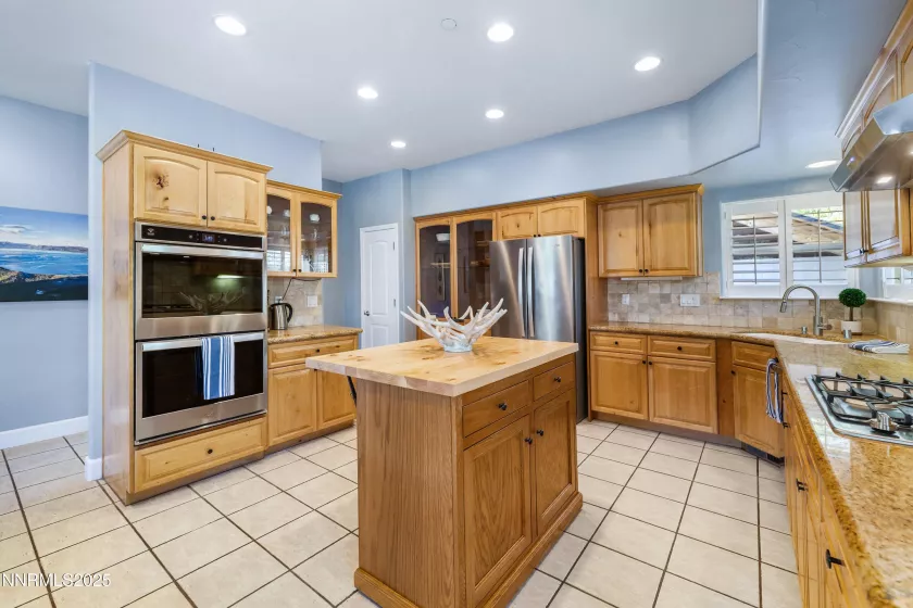 1314 Saint Gallen, Incline Village, Nevada 89451, 4 Bedrooms Bedrooms, ,4 BathroomsBathrooms,Residential,Residential,Saint Gallen,250050808