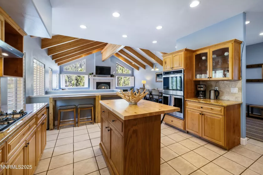 1314 Saint Gallen, Incline Village, Nevada 89451, 4 Bedrooms Bedrooms, ,4 BathroomsBathrooms,Residential,Residential,Saint Gallen,250050808