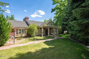 2330 Crows Nest, Reno, Nevada 89519, 4 Bedrooms Bedrooms, ,4 BathroomsBathrooms,Residential,Residential,Crows Nest,250050807