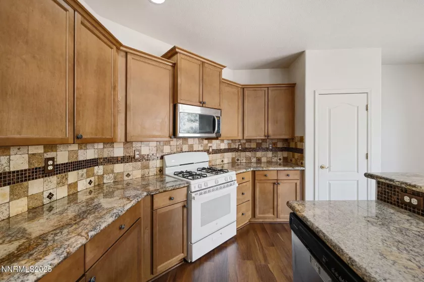 7145 Beacon, Reno, Nevada 89506, 4 Bedrooms Bedrooms, ,3 BathroomsBathrooms,Residential,Residential,Beacon,250050803