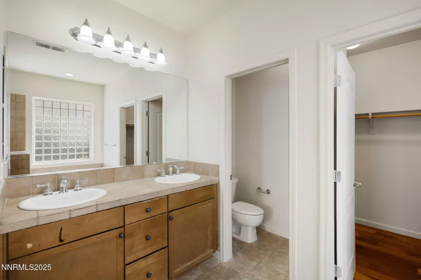 7145 Beacon, Reno, Nevada 89506, 4 Bedrooms Bedrooms, ,3 BathroomsBathrooms,Residential,Residential,Beacon,250050803
