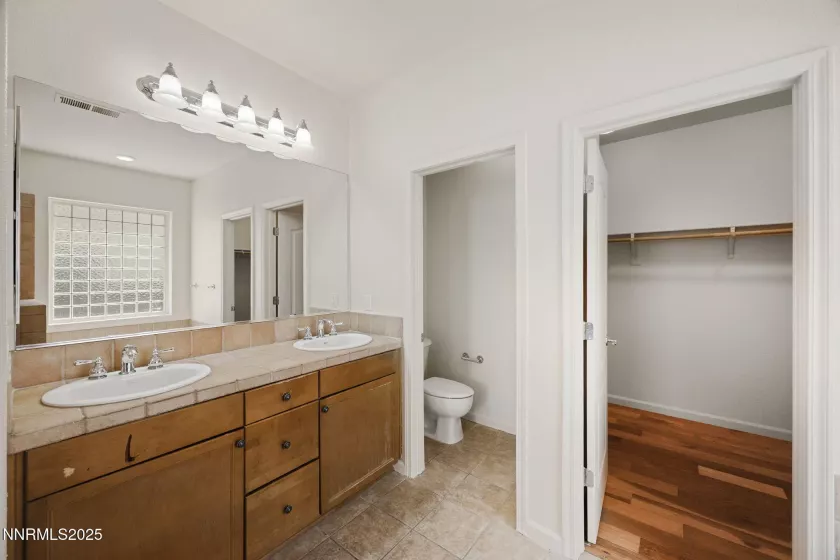7145 Beacon, Reno, Nevada 89506, 4 Bedrooms Bedrooms, ,3 BathroomsBathrooms,Residential,Residential,Beacon,250050803